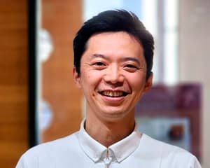 医師 小島 崇